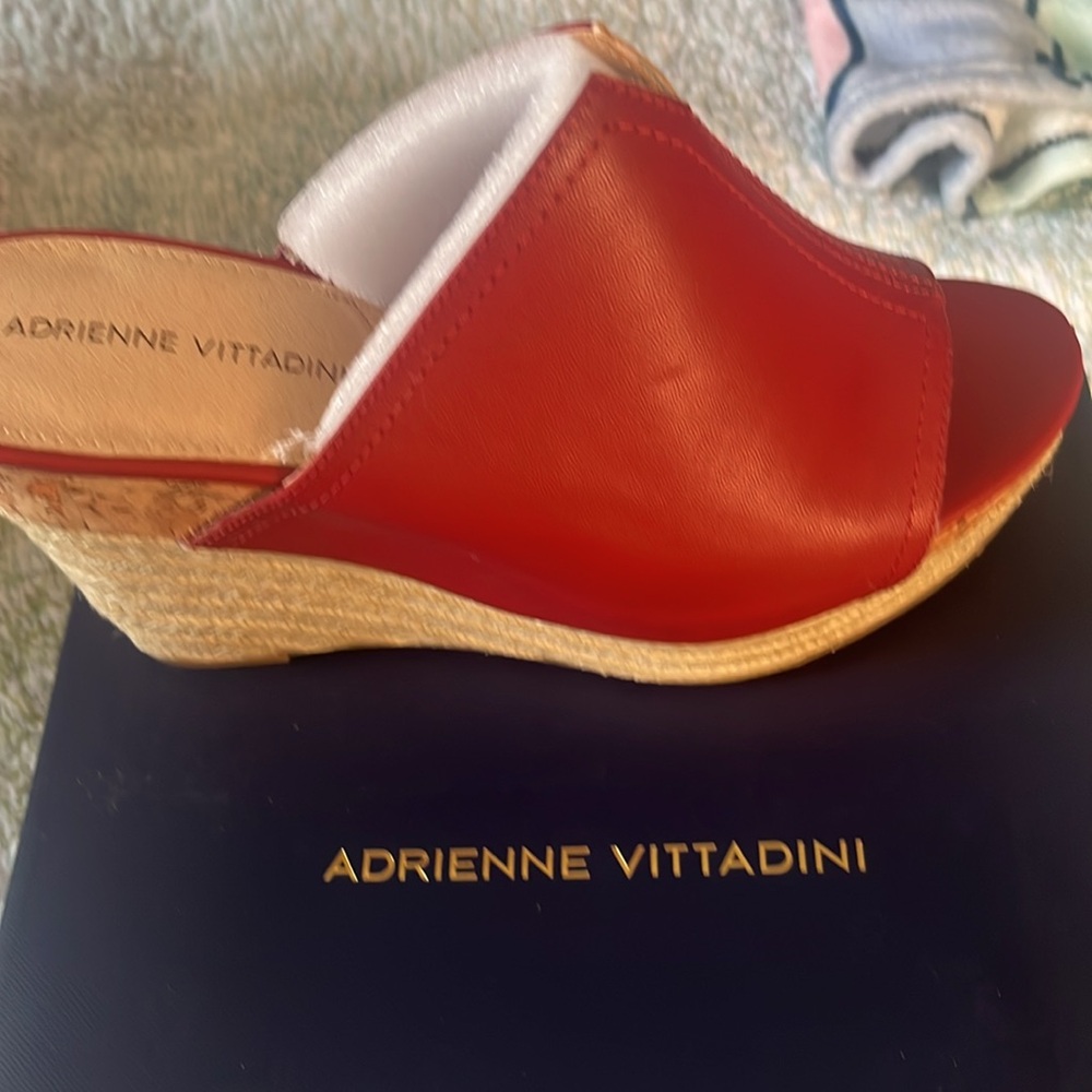 Adrienne Vittadini Red Wedges - Picture 3 of 7